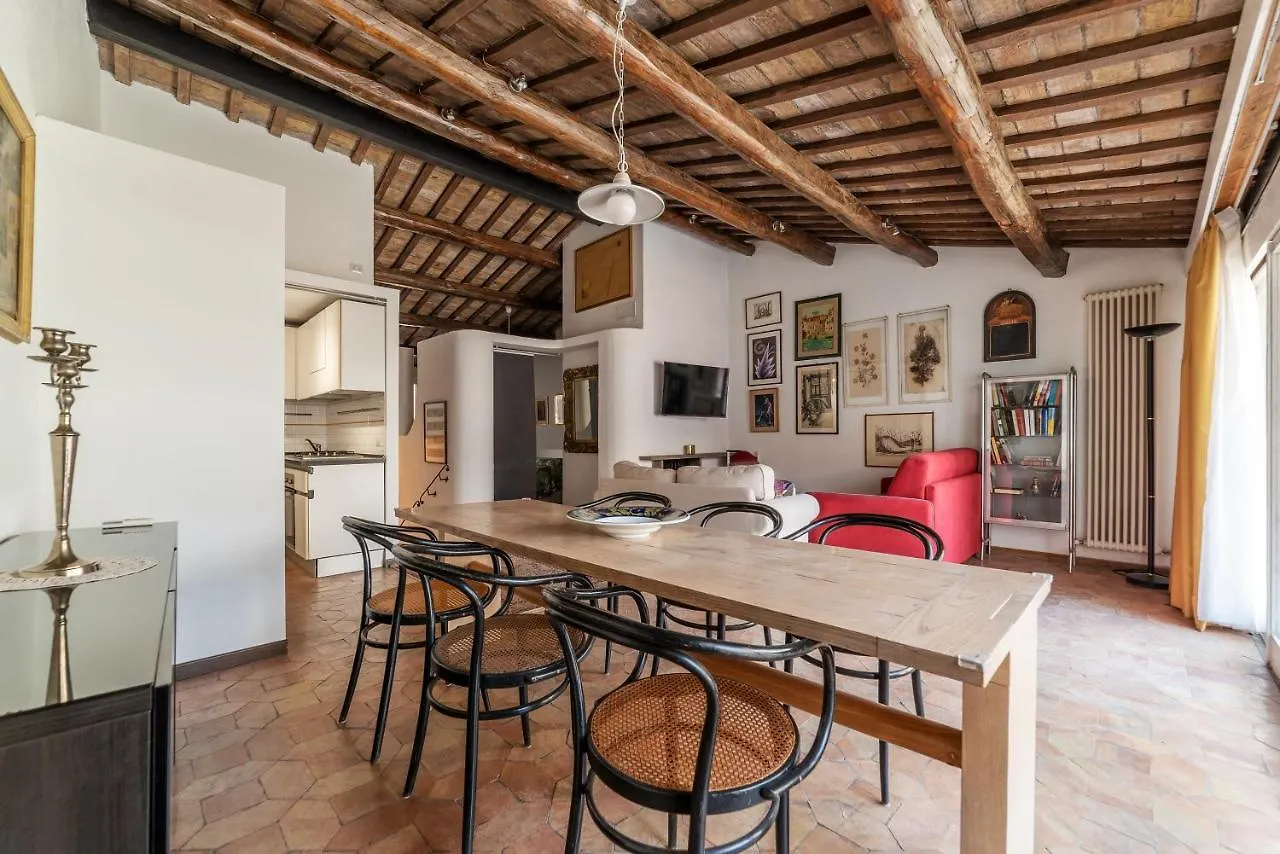 Banchi Vecchi Apartment With Terrace Rome