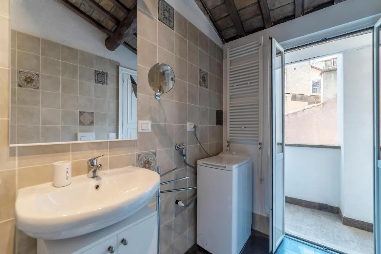 Banchi Vecchi Apartment With Terrace Rome