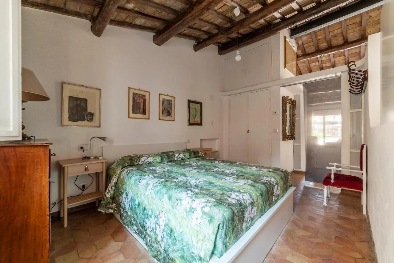 Banchi Vecchi Apartment With Terrace Rome