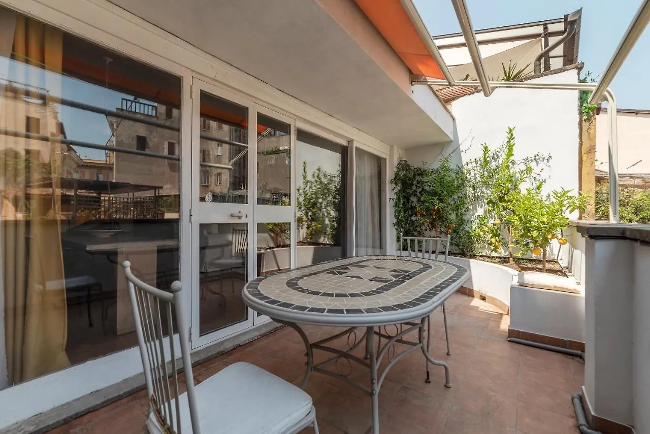 Banchi Vecchi Apartment With Terrace Rome 0*,